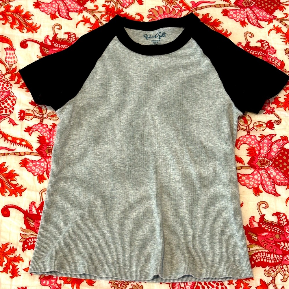 Brandy Melville Tee